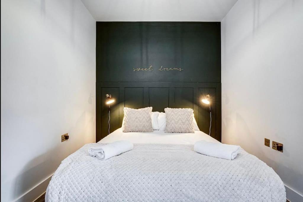 ברמינגהאם Giant Savings On Long Stays B1 Living, Enquire Now מראה חיצוני תמונה